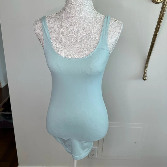Babaton Tops - Babaton Layering Tank Size M